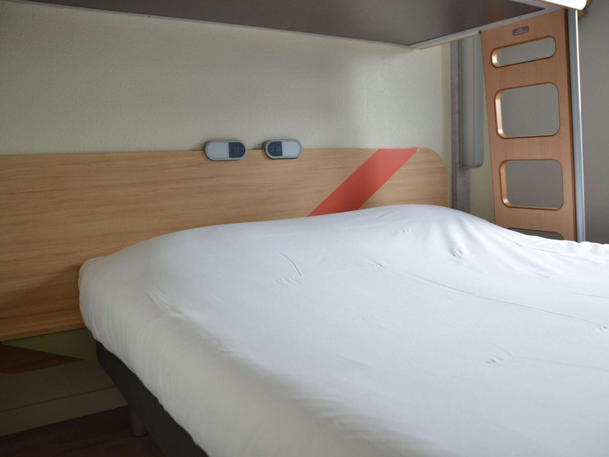 Ibis Budget Rouen Nord Isneauville Exterior photo